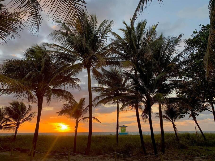Beachway Per Ankh Pompano Beach Eksteriør bilde