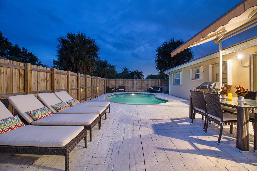Beachway Per Ankh Pompano Beach Eksteriør bilde