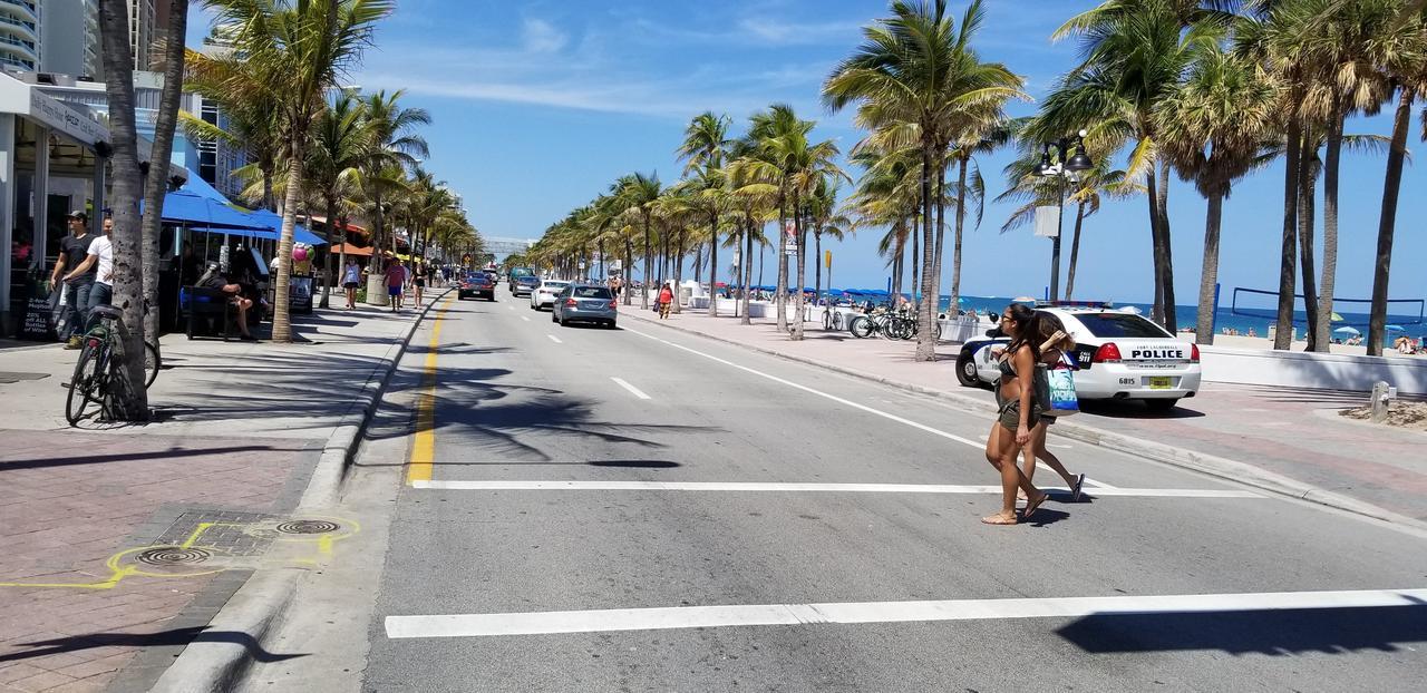Beachway Per Ankh Pompano Beach Eksteriør bilde